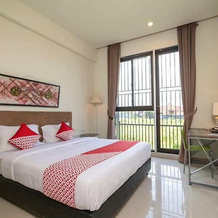 Oyo 697 Olivia Inn Denpasar Legian Eksteriør billede