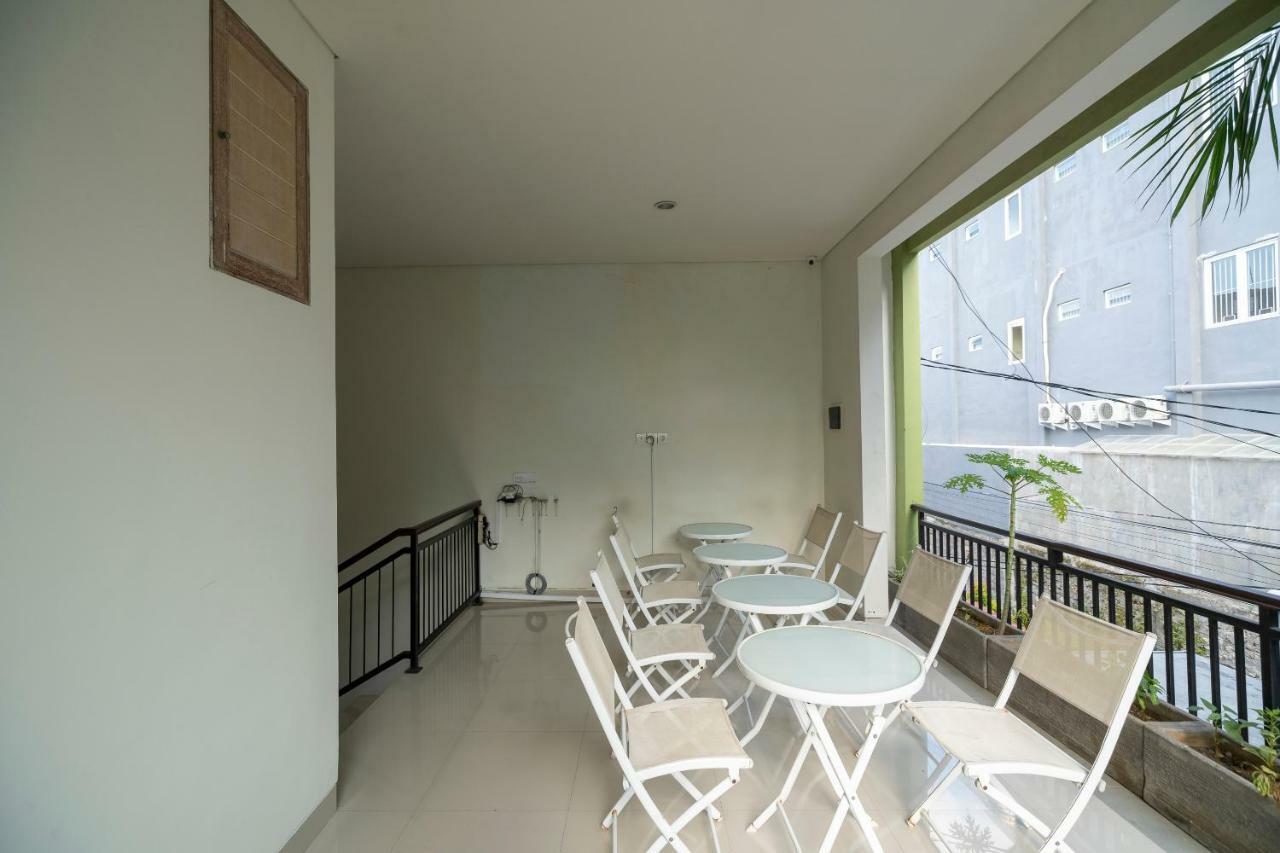 Oyo 697 Olivia Inn Denpasar Legian Eksteriør billede