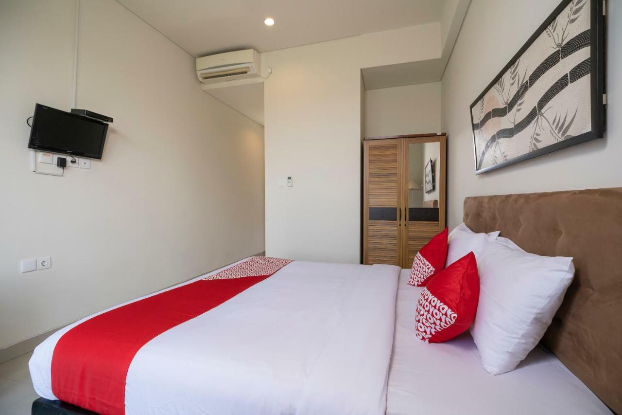 Oyo 697 Olivia Inn Denpasar Legian Eksteriør billede