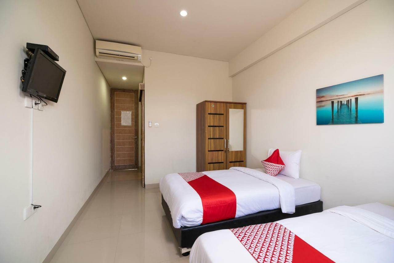 Oyo 697 Olivia Inn Denpasar Legian Eksteriør billede