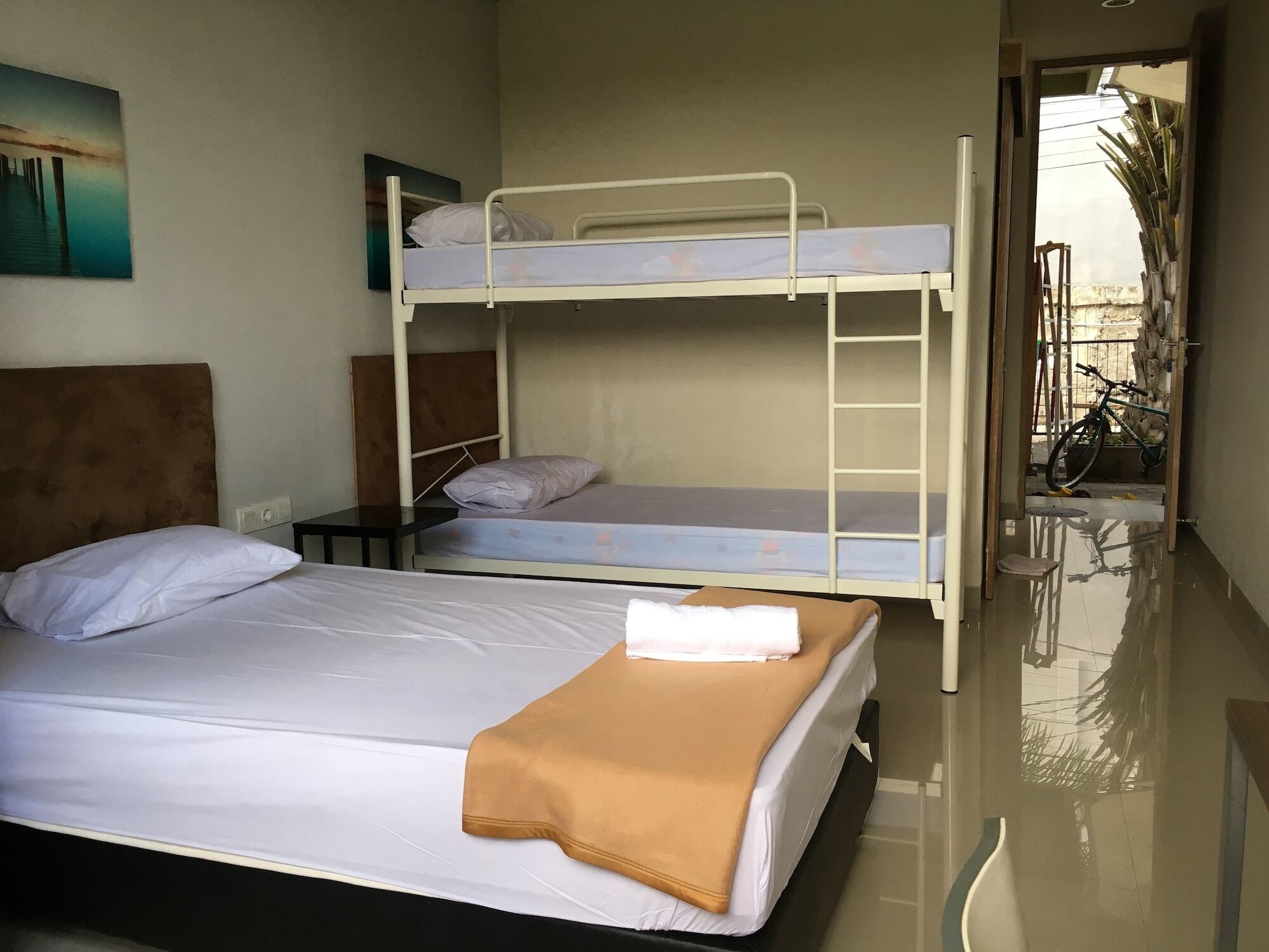 Oyo 697 Olivia Inn Denpasar Legian Eksteriør billede